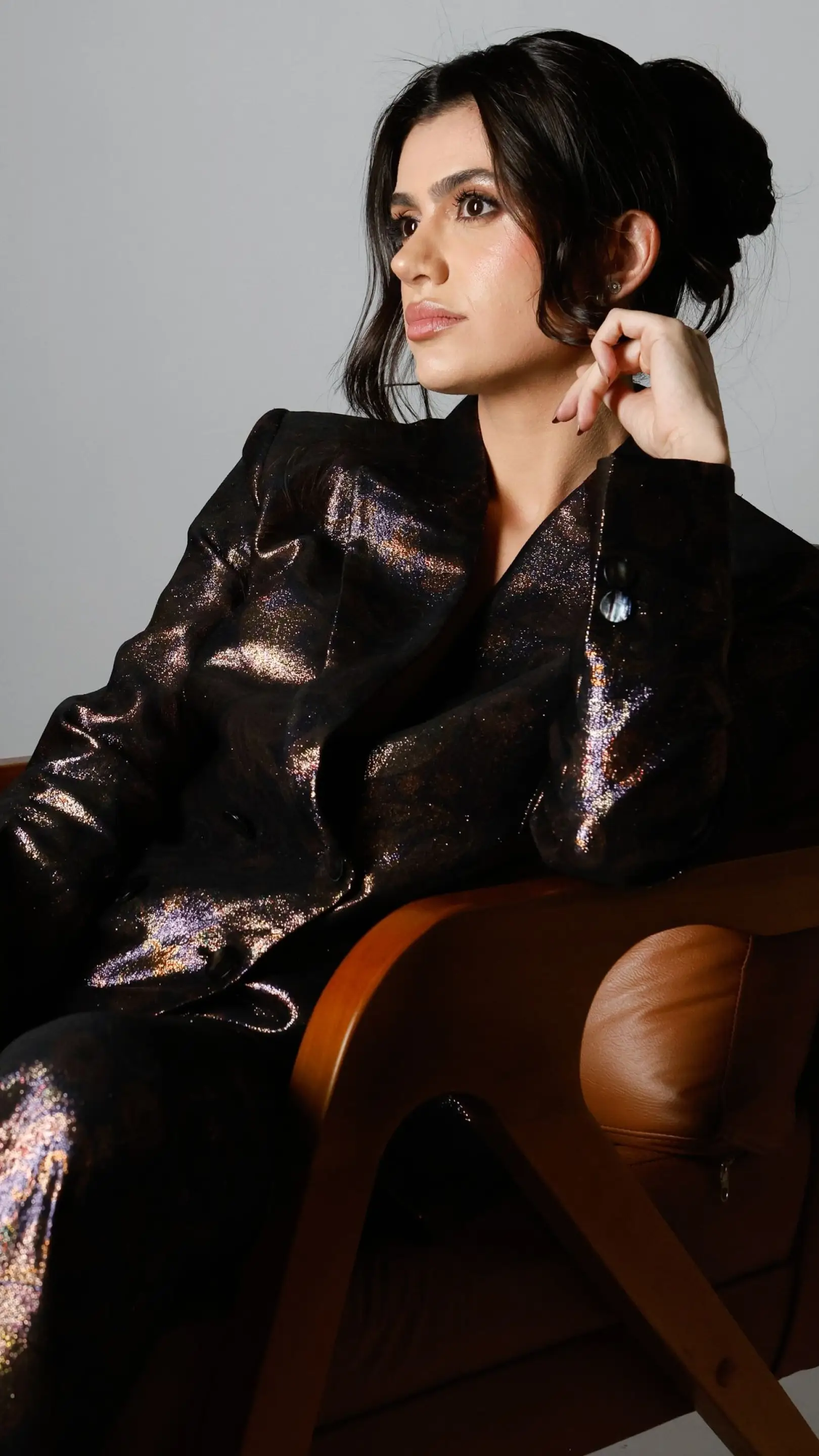 Dra. Gabriella Costa em retrato profissional